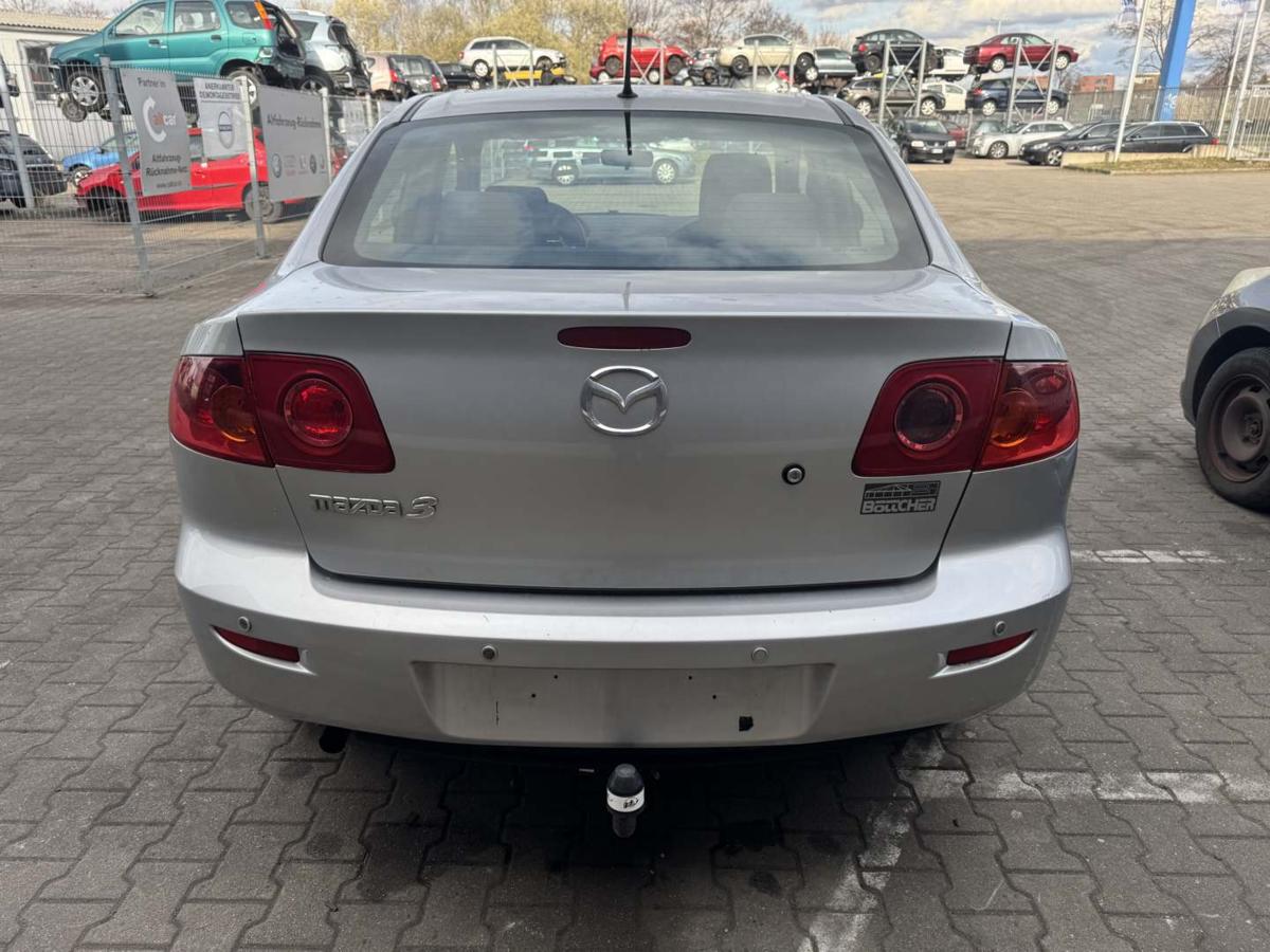 Mazda 3 BK original R&uuml;cklicht R&uuml;ckleuchte Schlussleuchte rechts 4-T&uuml;rer Limousine au&szlig;en Bj.2004